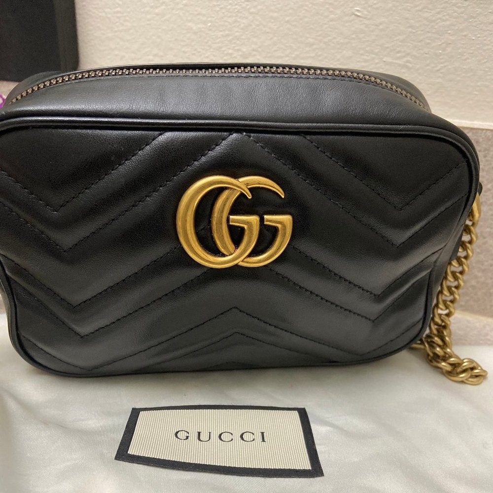 GG Marmont Mini Matelasse Camera Bag, Black